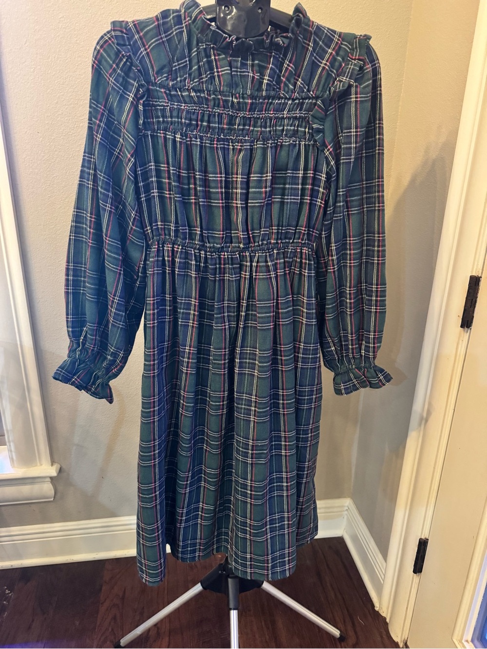 Plaid Long-Sleeve Maxi Dress in Green